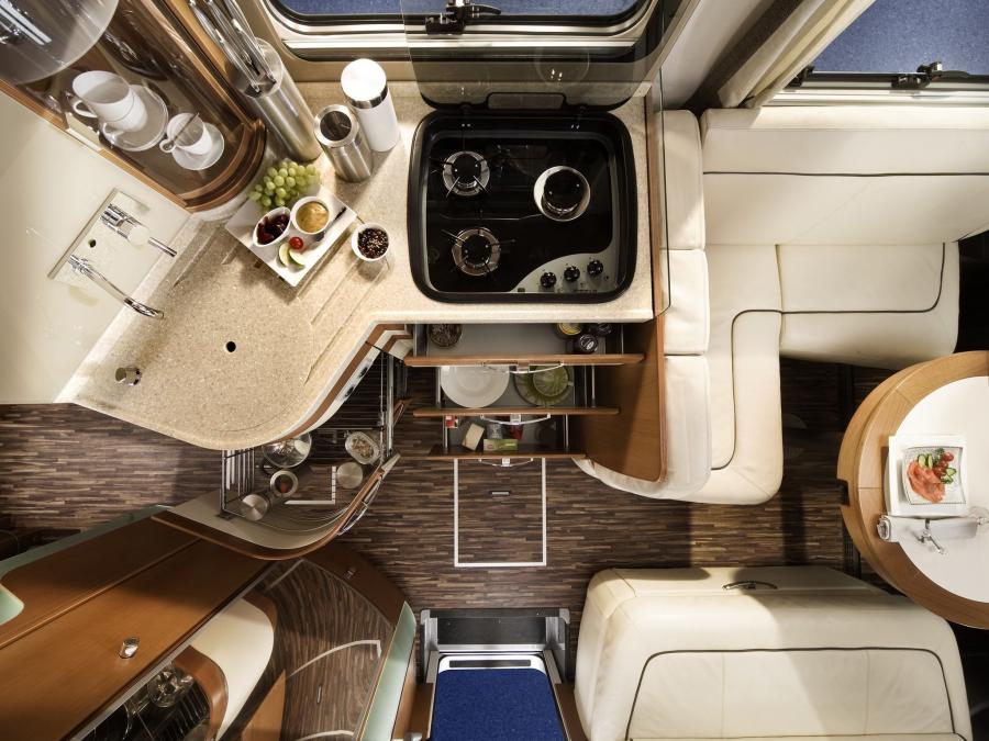 Интерьер Hymer Liner 2009 года  (фото 6 из 9)
